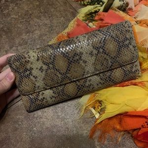 HOBO Sadie Wallet Snake